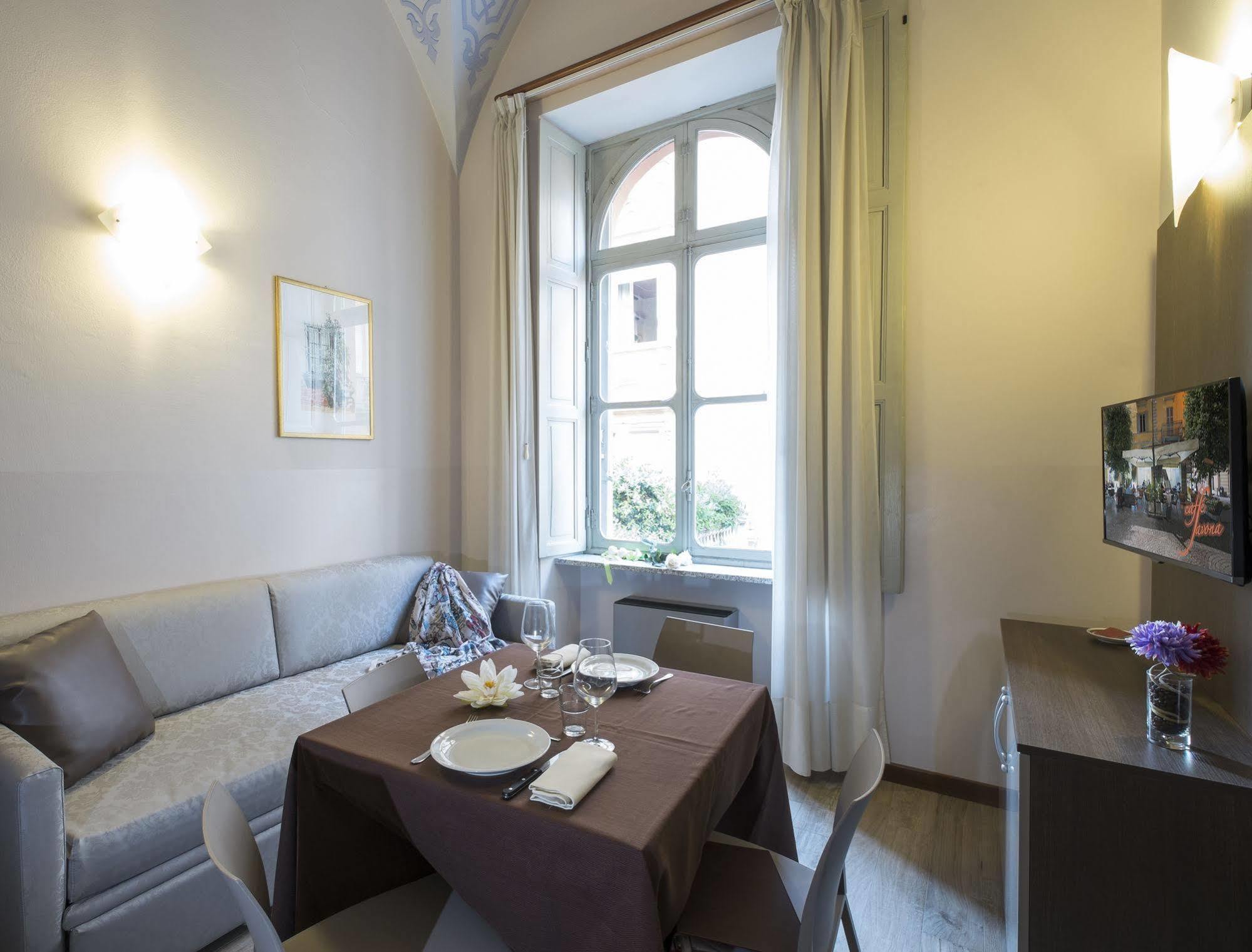 Residence Caffe Savona 알바 외부 사진
